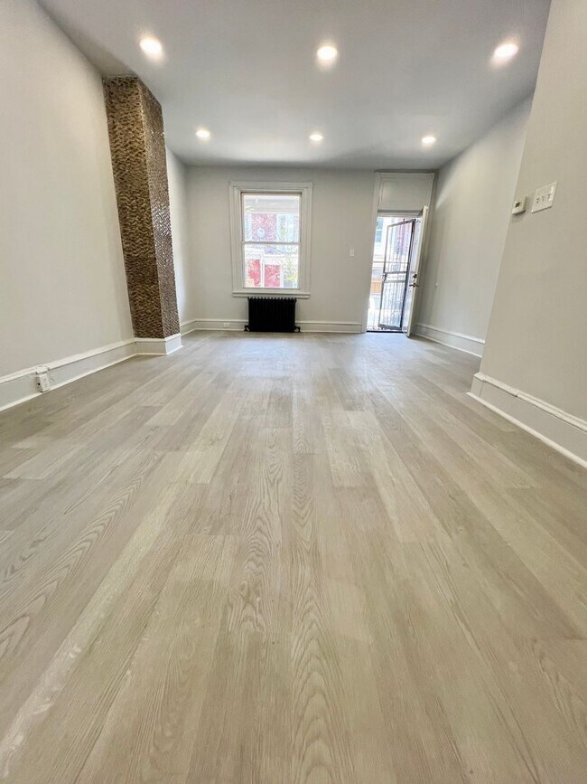 Foto del edificio - 1532 S Lindenwood St