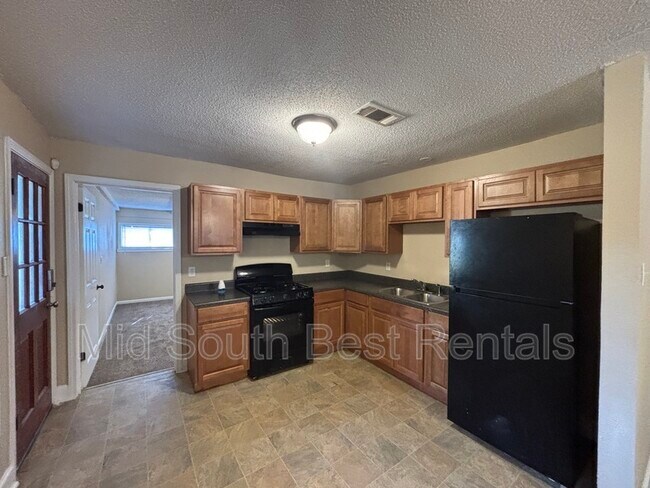 Foto del edificio - 5 Hiland Pl