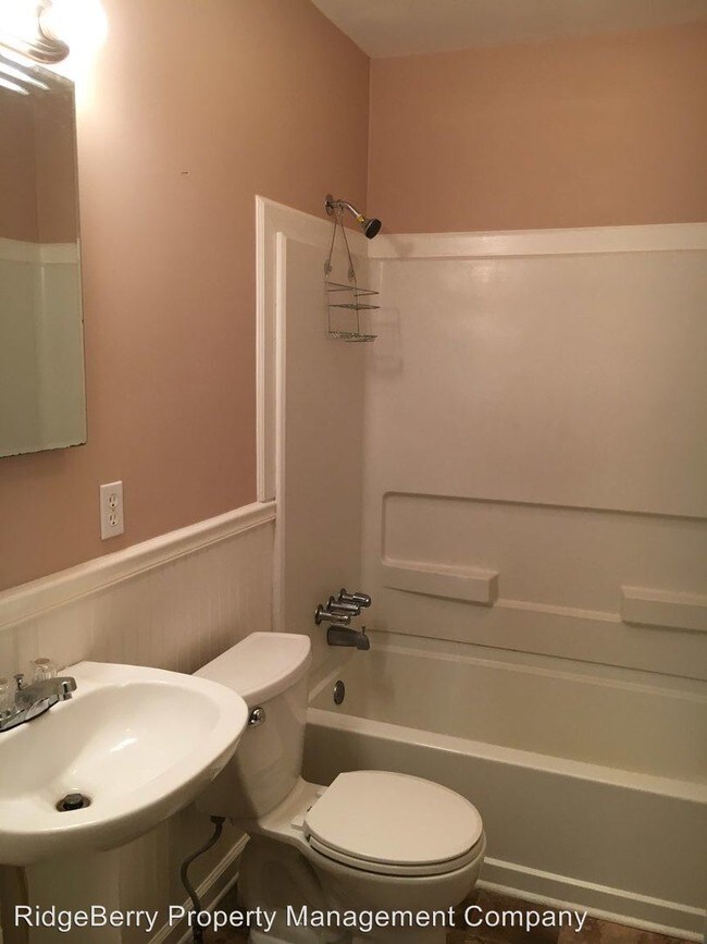 Building Photo - 2 br, 1 bath House - 110 Hooper Ave SE