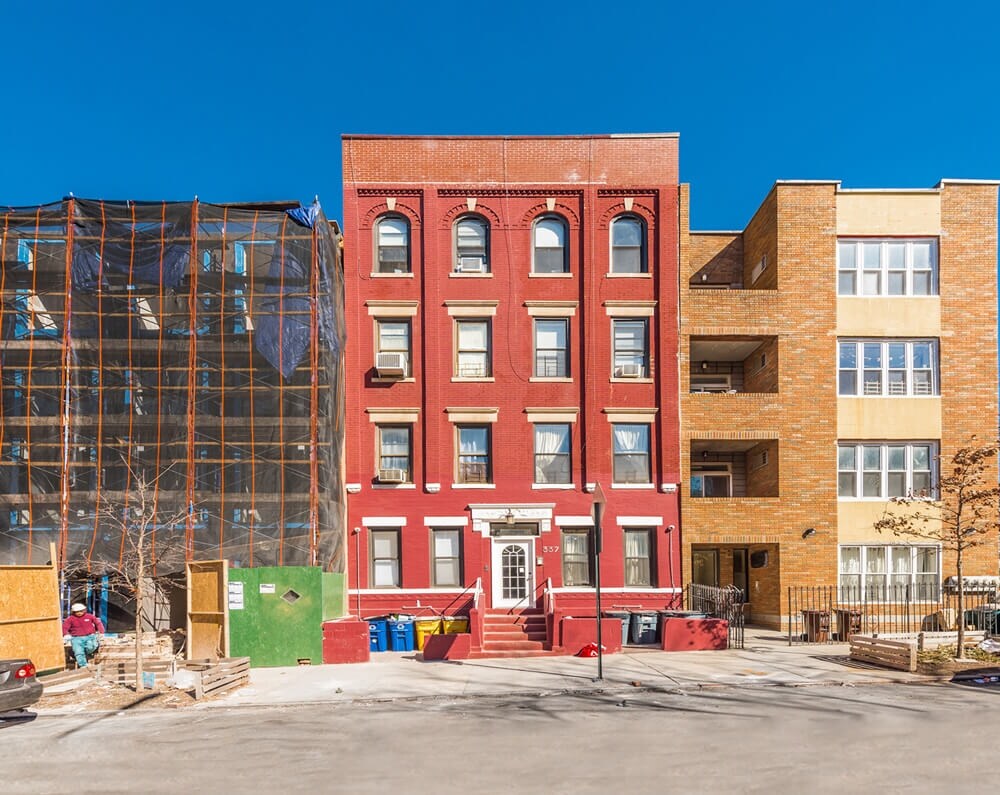 Building Photo - 337 18th St