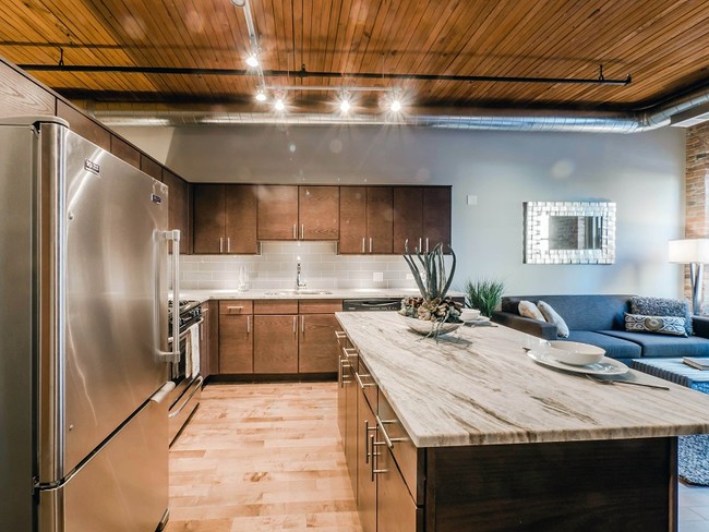 Lofts At River East Apartments - Chicago, IL | Apartments.com