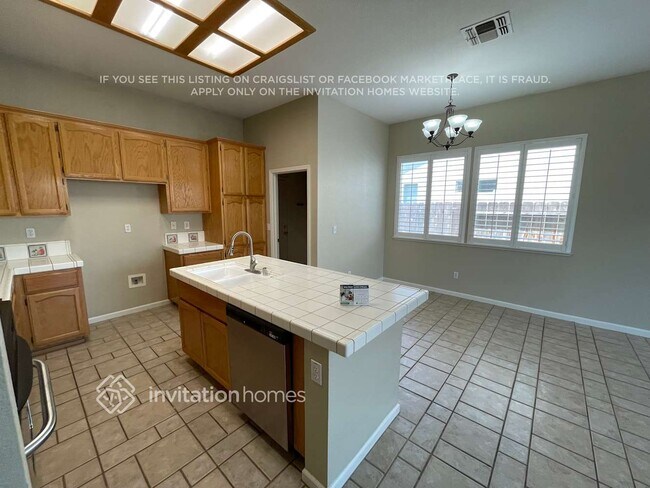 Building Photo - 1070 Steele Way