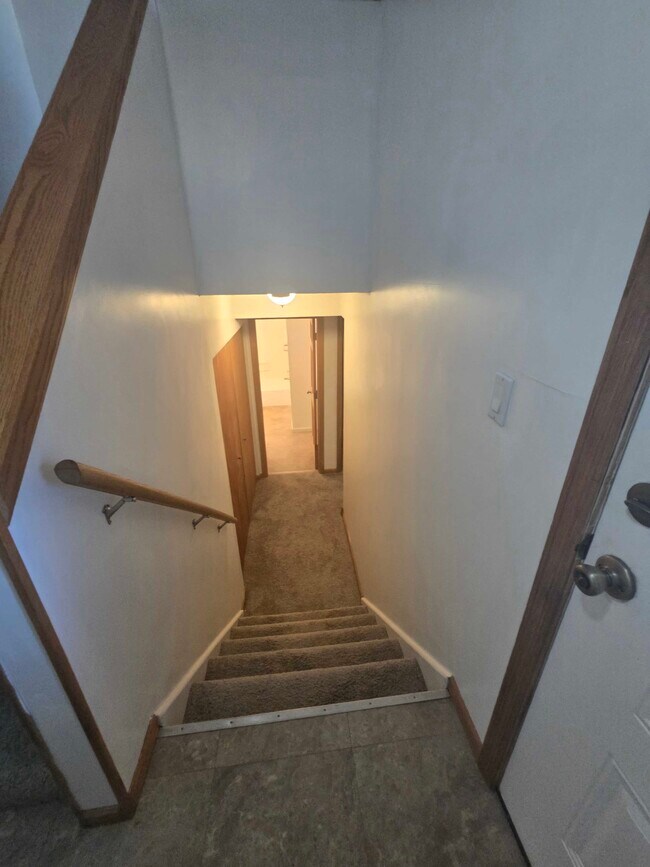 Foto del edificio - 3100 83rd Ave N
