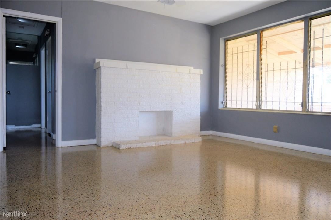 Primary Photo - 4 br, 2 bath House - 1940 SW 64th Ave