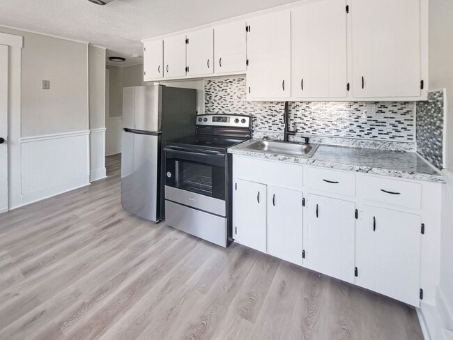 Foto del edificio - 151 Andover St