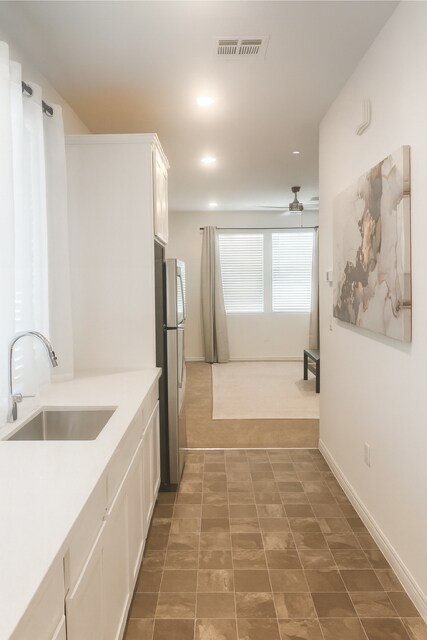 Foto del edificio - 9220 Albus Hl Ave