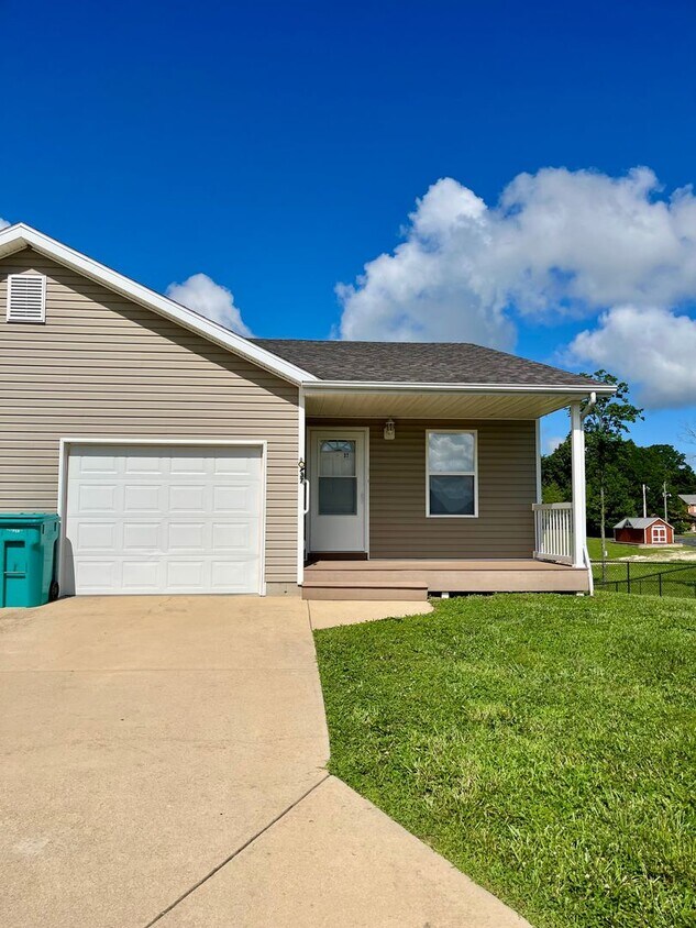 Primary Photo - All Inclusive Duplex | 4 Bed | 2.5 Bath