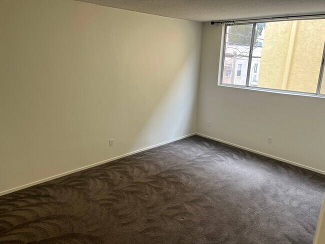 Foto del edificio - 1021 6th St
