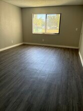 3x2 Orchid Lux w/Washer & Dryer - Country View Garden Homes
