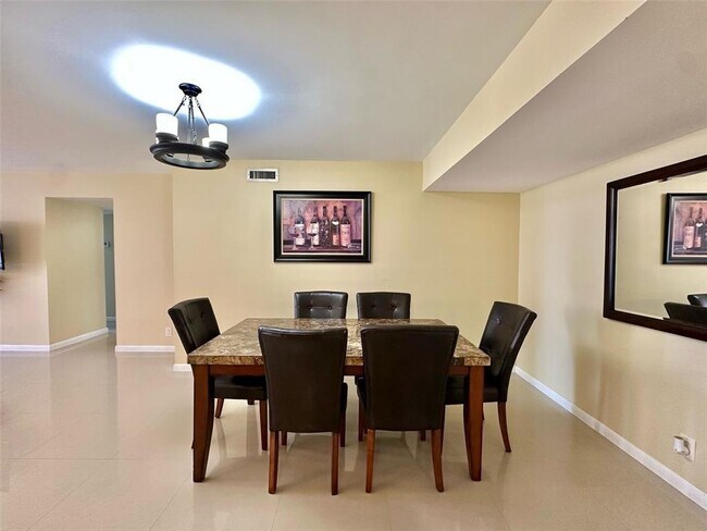 Foto del edificio - 2401 S Ocean Dr