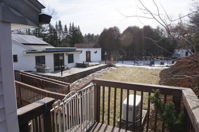 Building Photo - 8 Grenada Cir