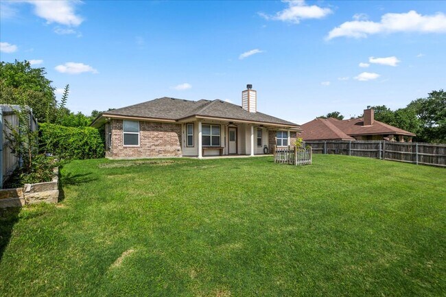 Building Photo - 4704 Bear Trl