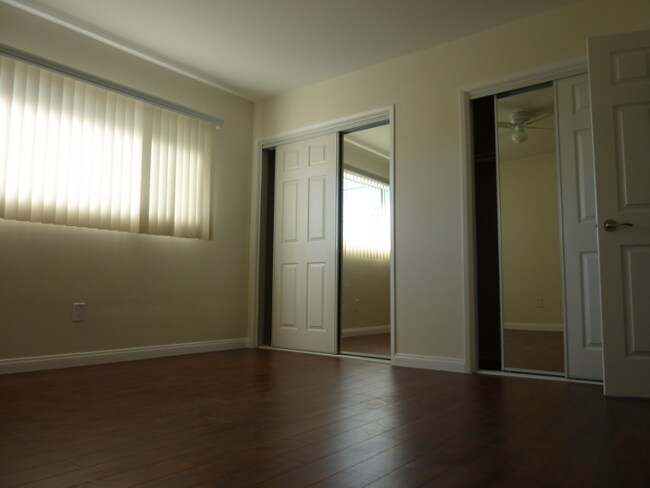 Foto del edificio - 4429 Prospect Ave