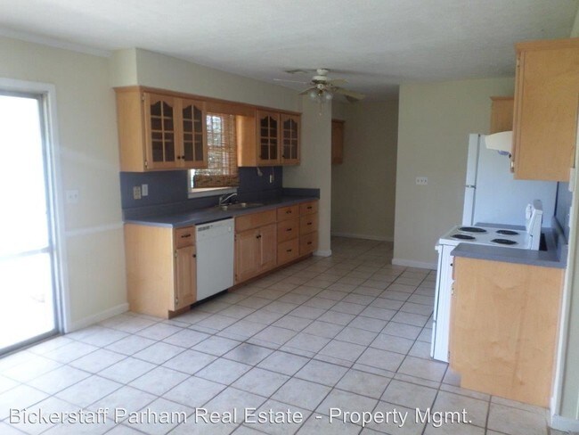 Building Photo - 1008 Maridele Dr