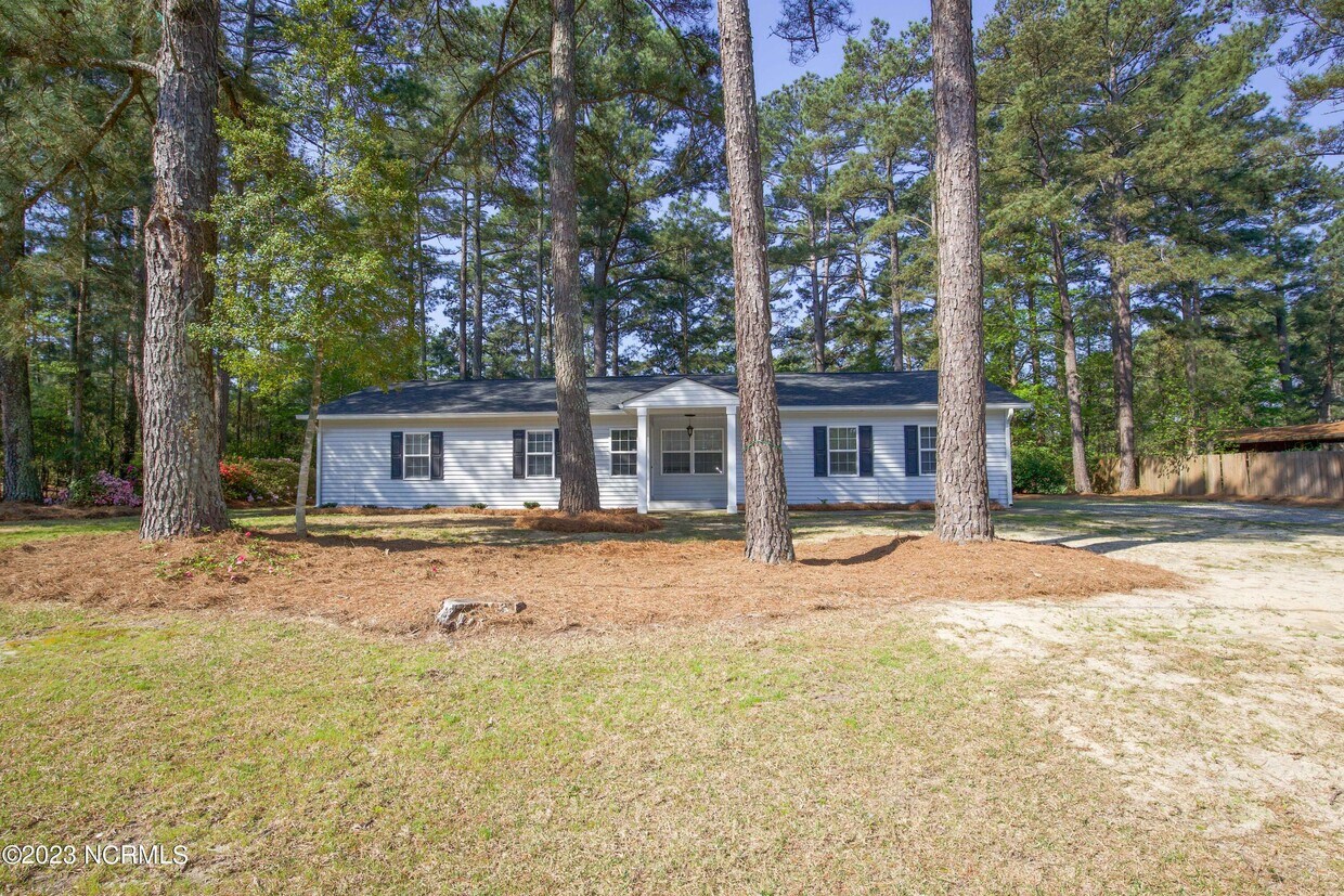 205 Horseshoe Dr, Southern Pines, NC 28387 House Rental in Southern Pines, NC
