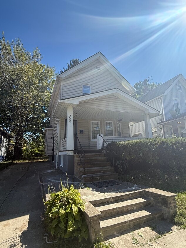 Primary Photo - 3611 E 103rd St