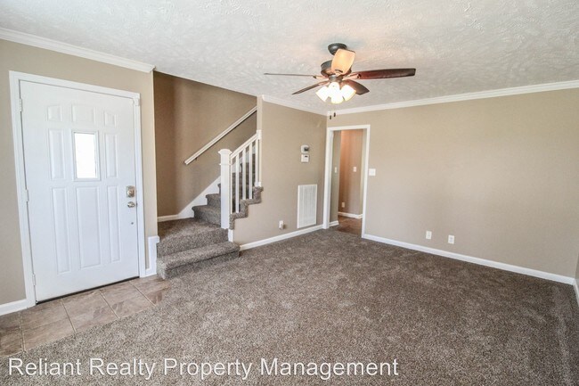 Building Photo - 4 br, 2.5 bath House - 1473 Mutual Drive