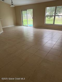 Foto del edificio - 287 Barbarossa Rd NW