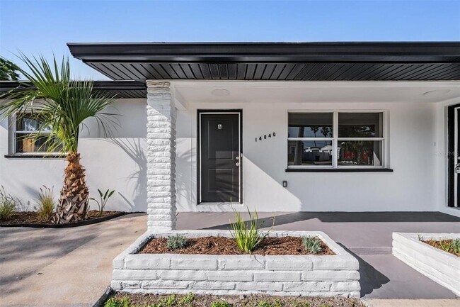 Foto del edificio - 14040 Miramar Ave