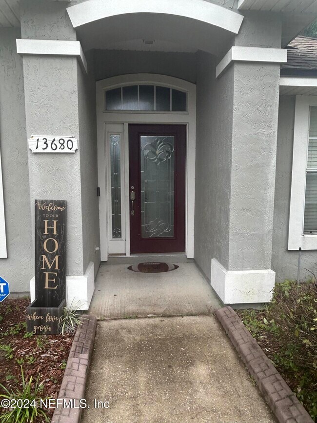 Building Photo - 13680 Victoria Lakes Dr