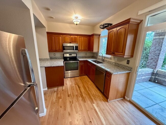 Foto del edificio - 6458 Silver Mesa Dr