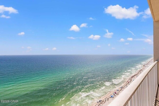 Foto del edificio - 16819 Front Beach Rd