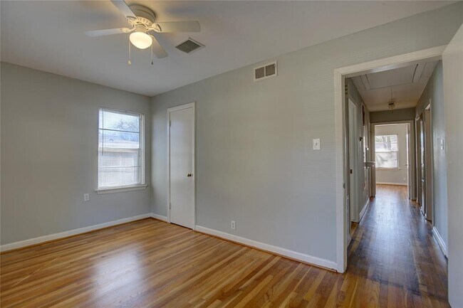 Foto del edificio - 6119 Beechnut St