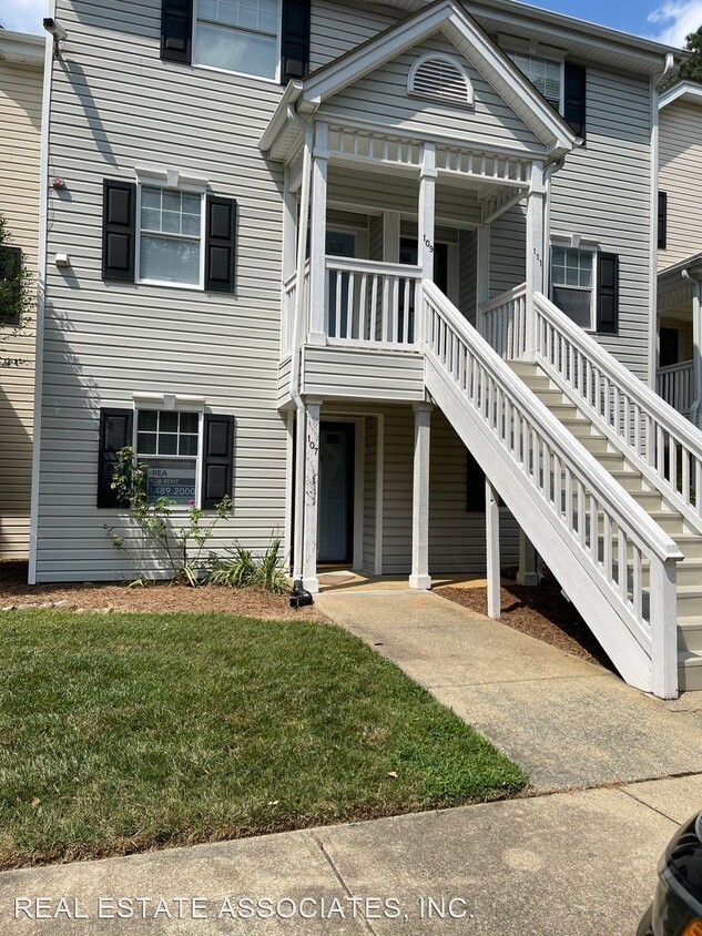 Primary Photo - 2 br, 2 bath House - 107 Scott Lane