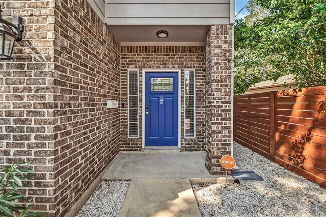 Building Photo - 3925 Lowden St