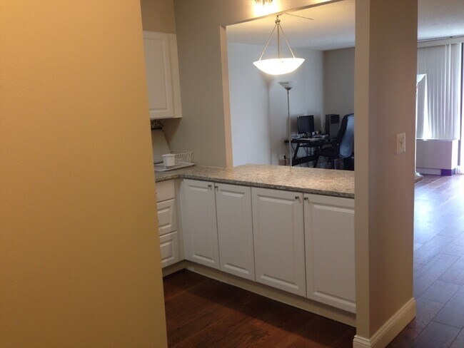 Foto del edificio - 60 Longwood Ave