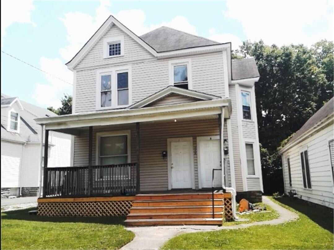 Foto principal - 348 Woodland Ave