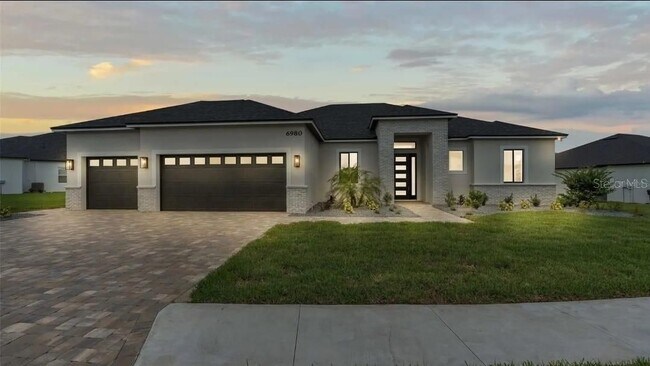 Foto del edificio - 6980 Bentridge Dr
