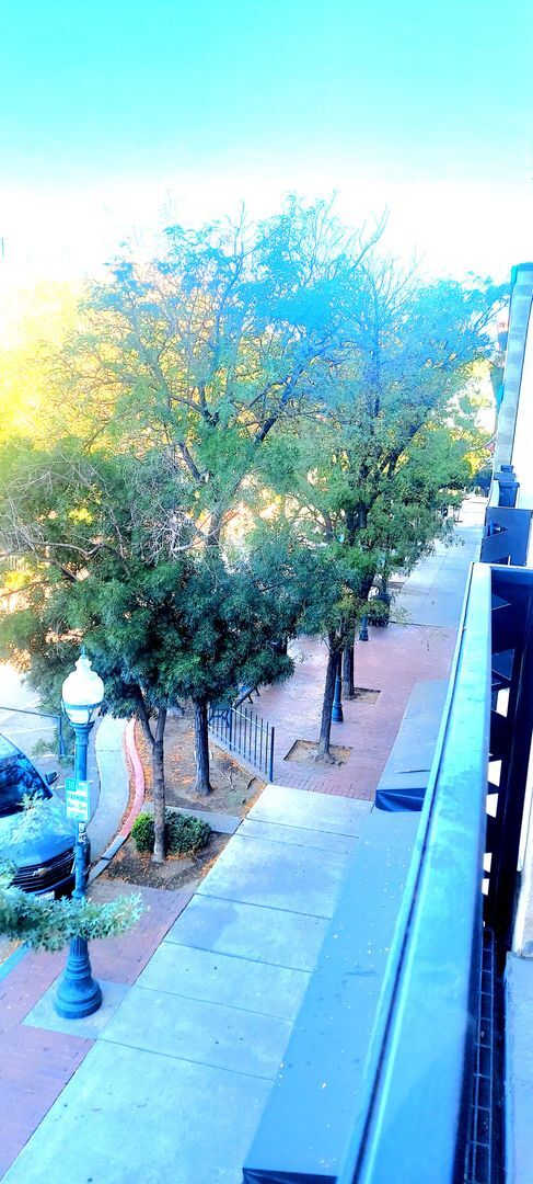 Building Photo - 515 W Main St