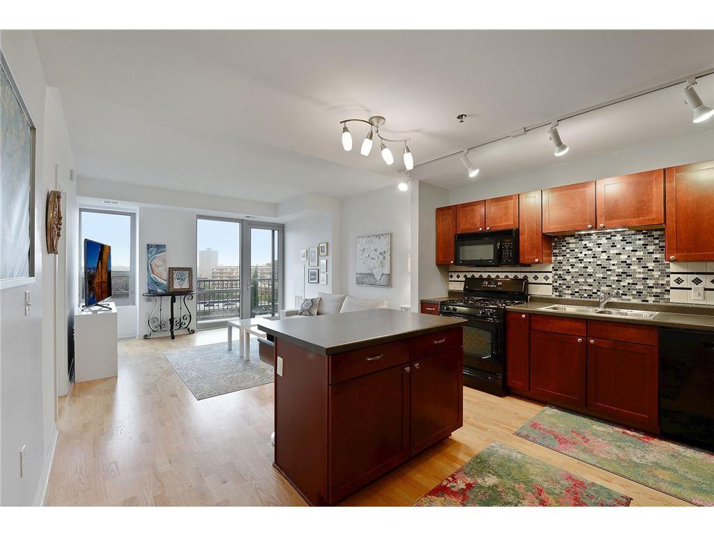 Foto principal - 929 Portland Ave