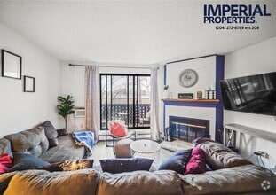 Building Photo - 24-224 Novavista Dr