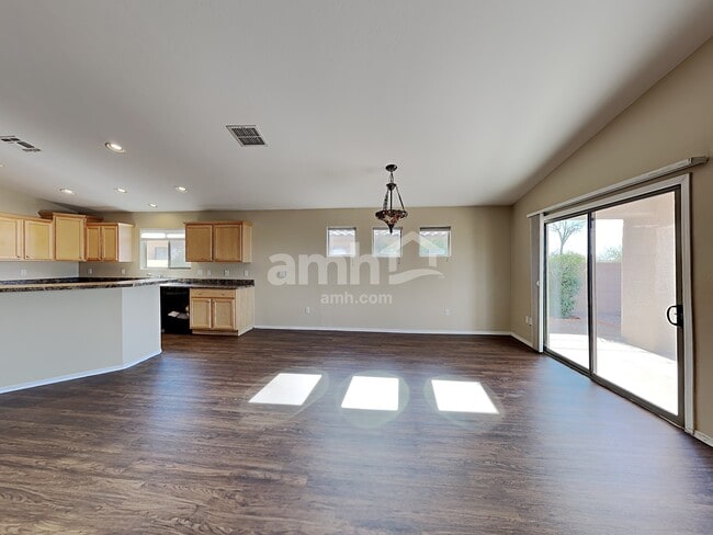 Foto del edificio - 6688 W Brightwater Way