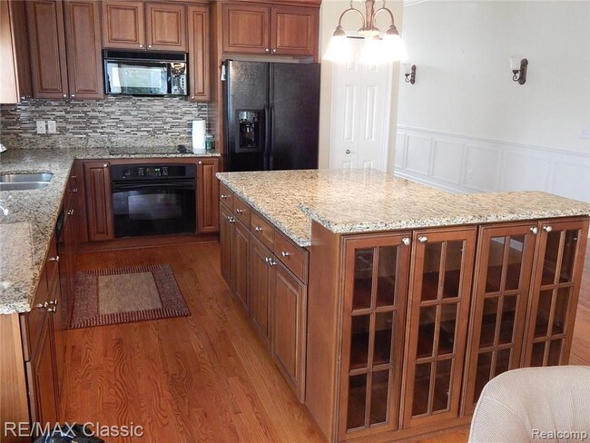 Foto del edificio - 283 Asbury Ct