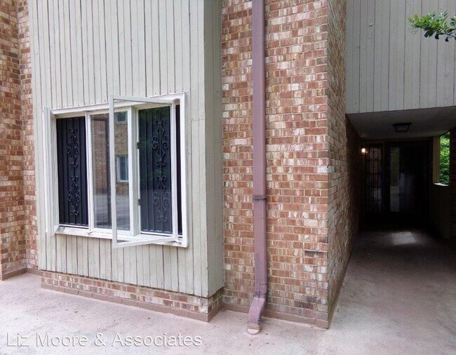 Building Photo - 2 br, 2 bath House - 376 Merrimac Trail, U...