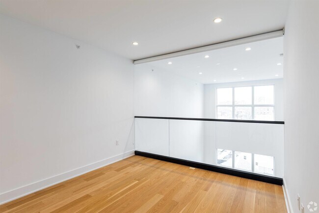 Building Photo - 6025 JFK Blvd E