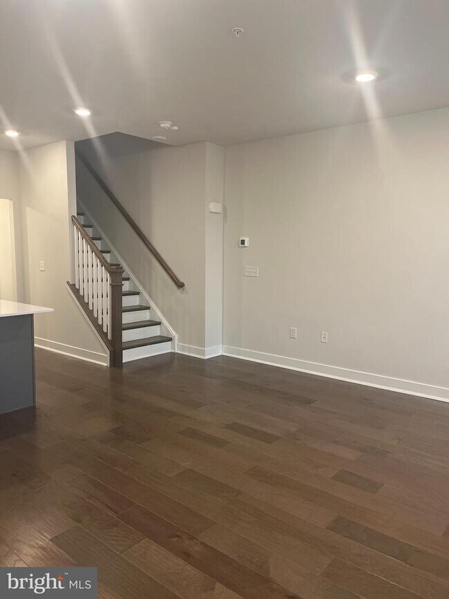 Foto del edificio - 920 Anvil Ct.