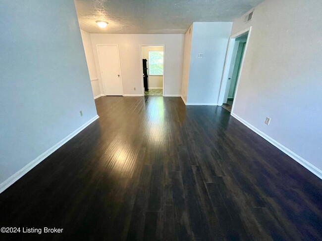 Building Photo - 3329 Arterburn Ave