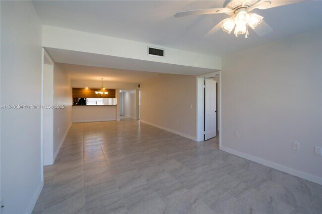 Building Photo - 1717 Whitehall Dr