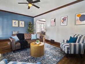 Building Photo - 10619 Bernard Ave