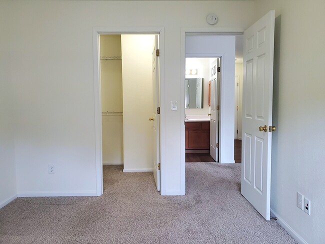 Bedroom 1 - Regency Park North