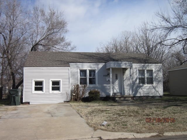 Photo - 209 E Douglas Dr (Midwest City, OK)