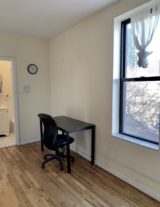 Building Photo - 151 Norfolk St