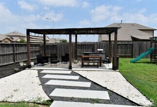 Building Photo - 29238 Jacobs River Dr