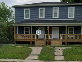 Building Photo - 1414 Oakdale Ave