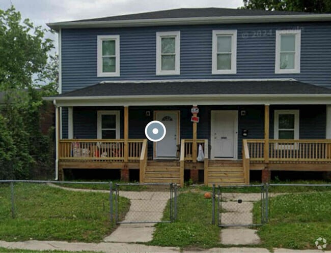 Building Photo - 1412 Oakdale Ave