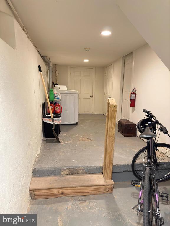 Foto del edificio - 2528 Poplar St